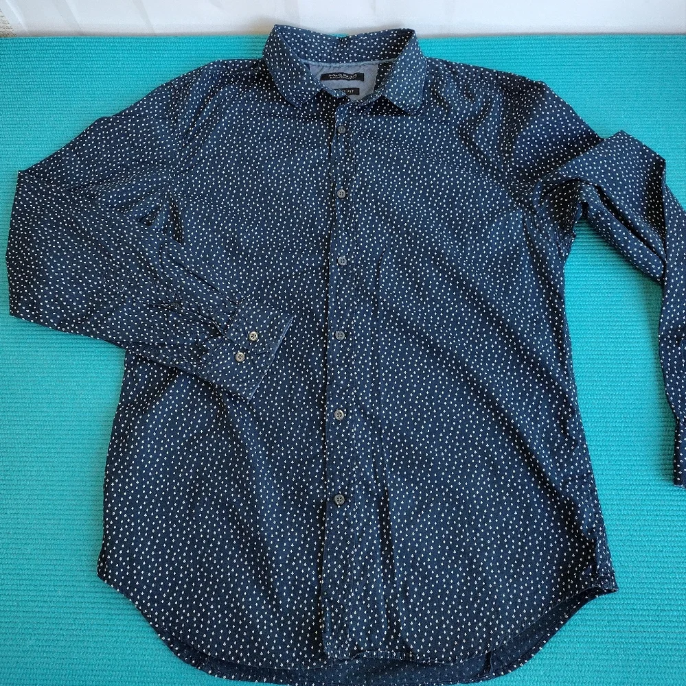 Banana Republic Men's Grant Fit Shirt Navy Size L